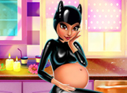 Catwoman Pregnant thumbnail